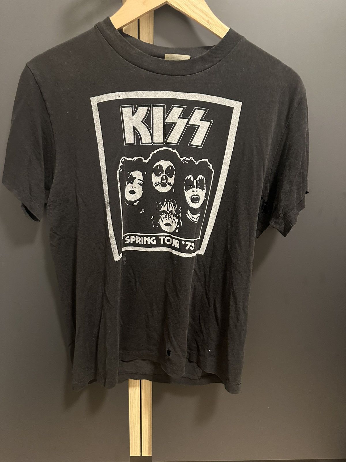 Vintage Vintage Kiss t shirt Size US M / EU 48-50 / 2 - 1 Thumbnail