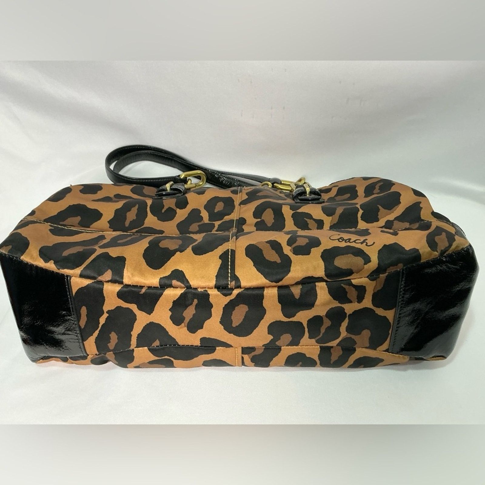 Coach Coach Chelsea Ocelot Jayden Carryall Leopard Shoulder Bag Size ONE SIZE - 10 Thumbnail