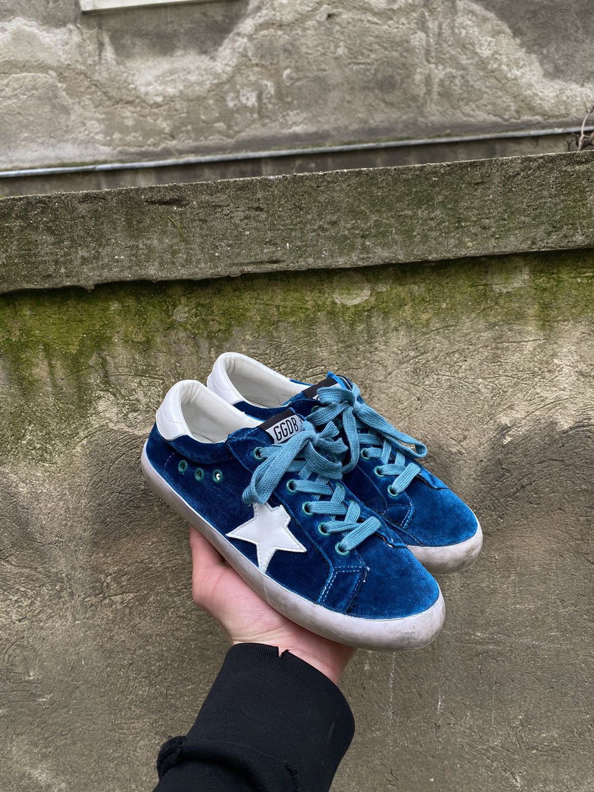 Golden Goose Golden Goose Velour Sneakers Size US 9 / IT 39 - 1 Thumbnail