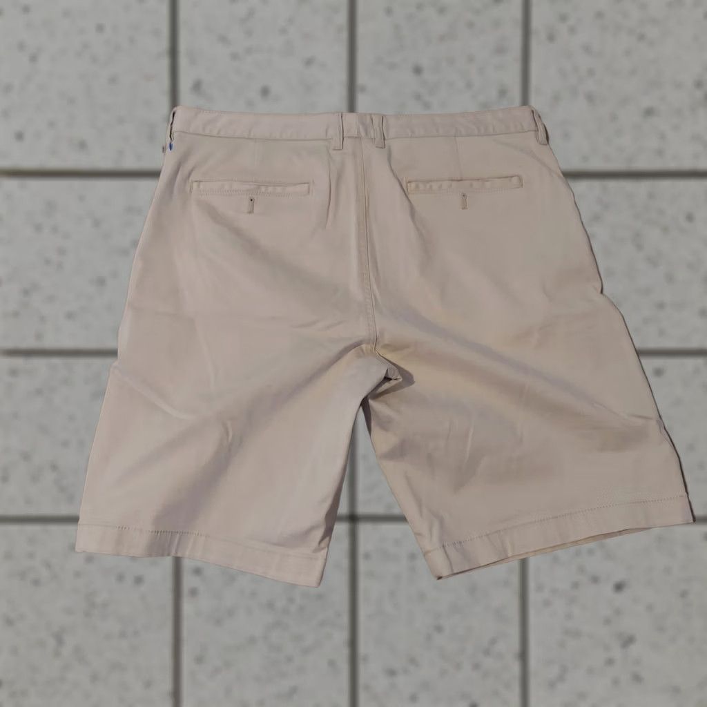 Tommy Bahama Tommy Bahama Shorts Mens Chino Cotton Beige 36 Regular 36 38 Khaki Pants Size US 36 / EU 52 - 1 Thumbnail