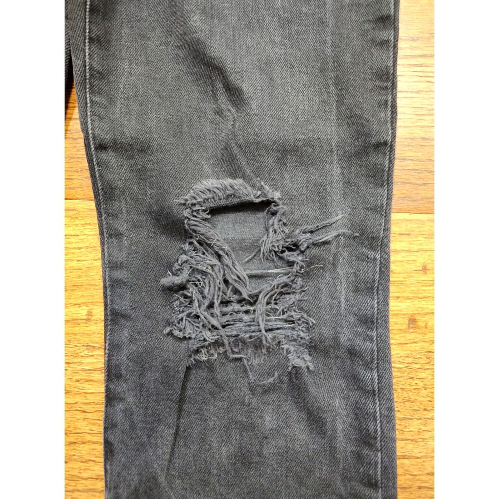Good American Good American Jeans Size 2 26 Black Wash Distressed High Rise Straight Slim Color Blue 90s College City Women Size 26" / US 2 / IT 38 - 3 Thumbnail