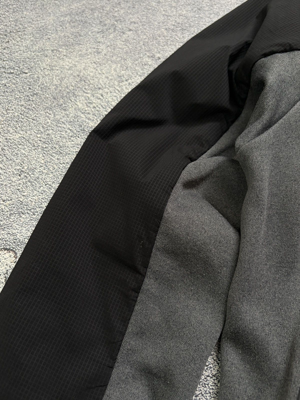 The North Face The North Face Ventrix Insulated Hoodie Jacket Black Grey M Size M / US 6-8 / IT 42-44 - 16 Thumbnail