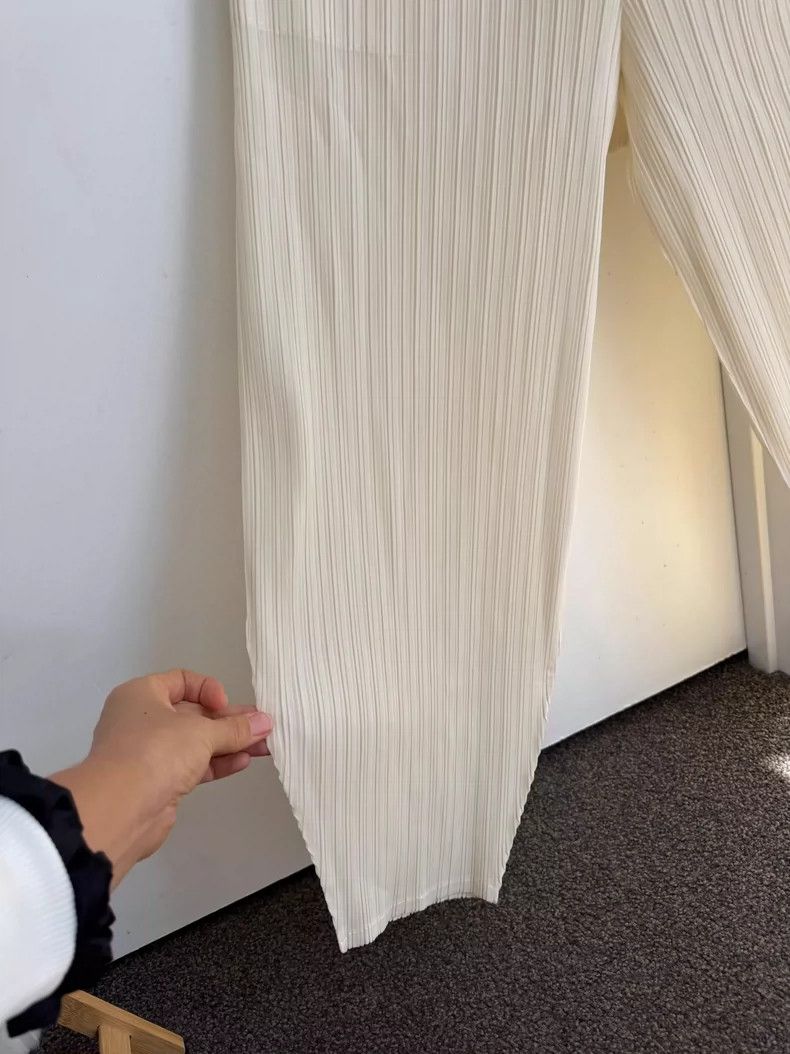 Issey Miyake issey miyake size:3 White pleated pants 2506-Nextarrow Size 42" / US 20 - 4 Thumbnail