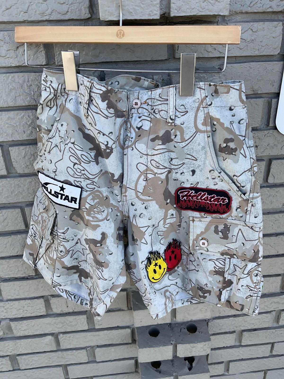 パンツ Hellstar Studios Capsule 11 Camo Shorts Hellstar Studios Capsule 11 Camo Shorts2