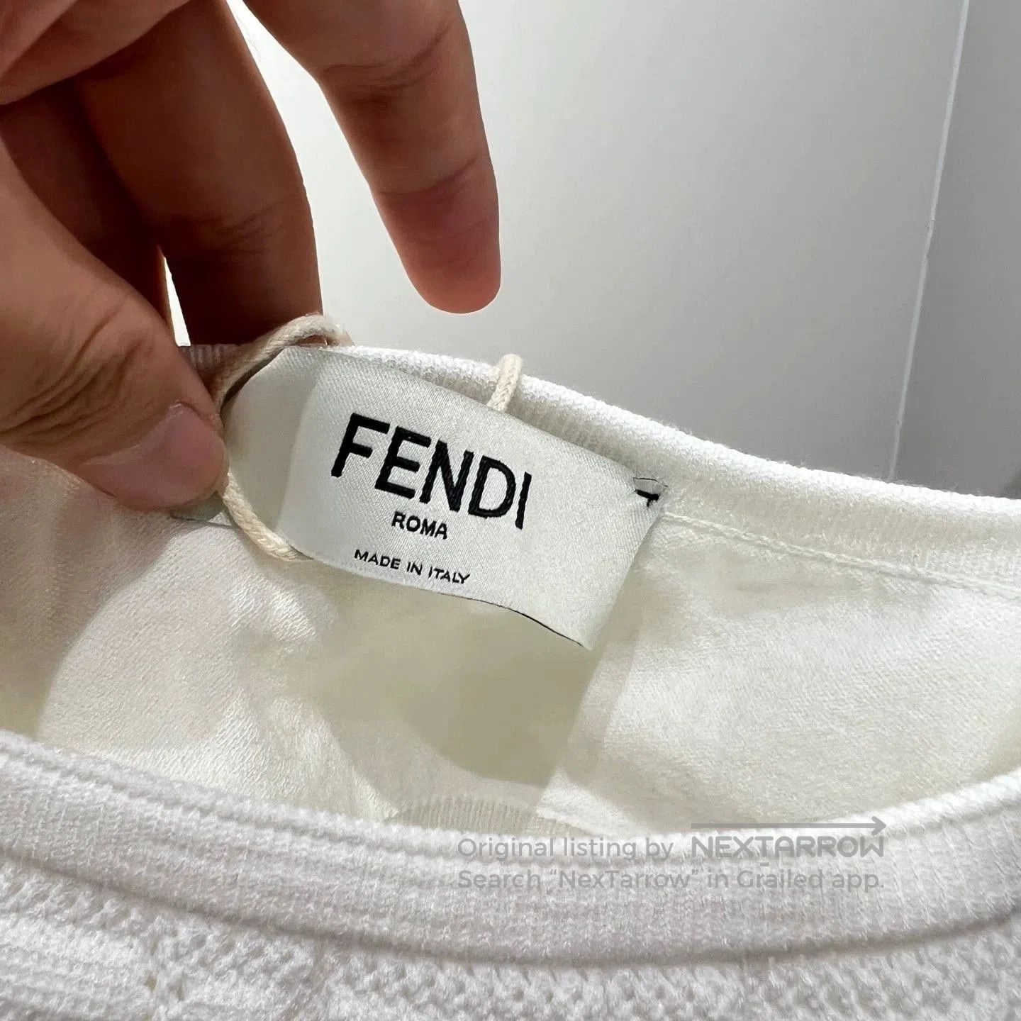 Fendi fendi embossed logo cropped cami top. Size S / US 4 / IT 40 - 2 Thumbnail