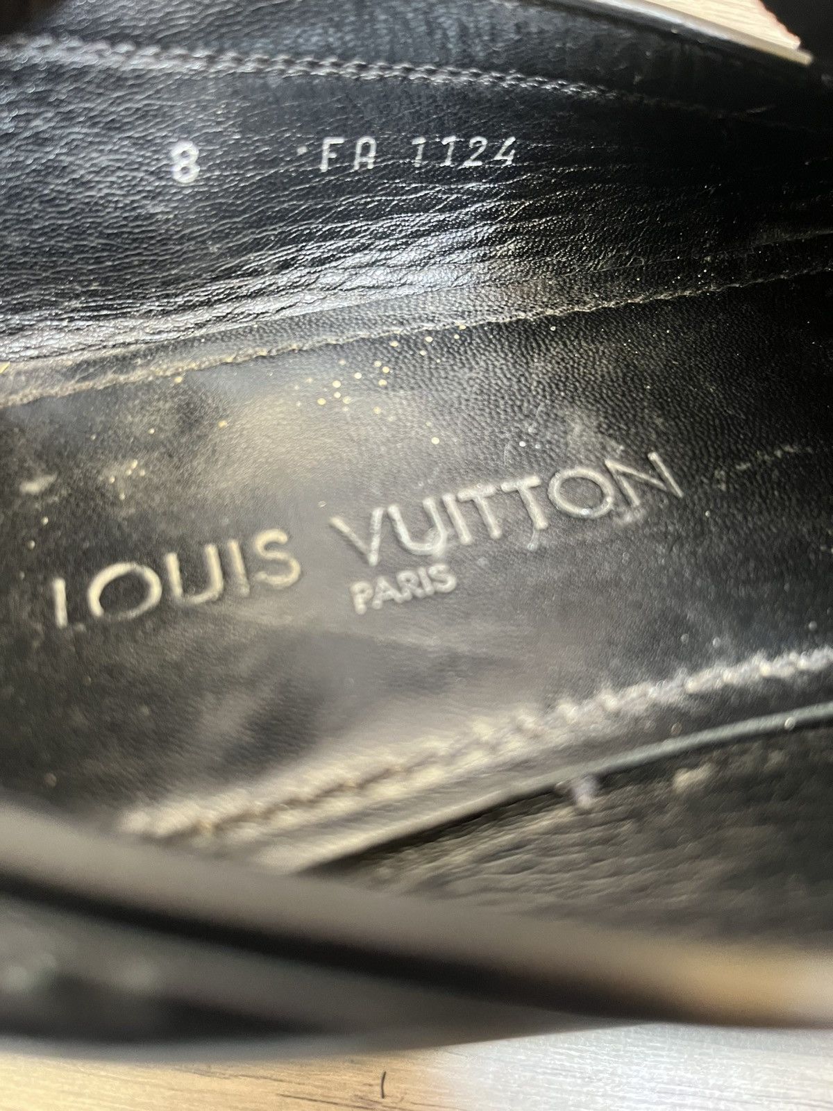 Louis Vuitton Louis Vuitton major LV logo casual leather loafers. Size US 9 / EU 42 - 14 Thumbnail