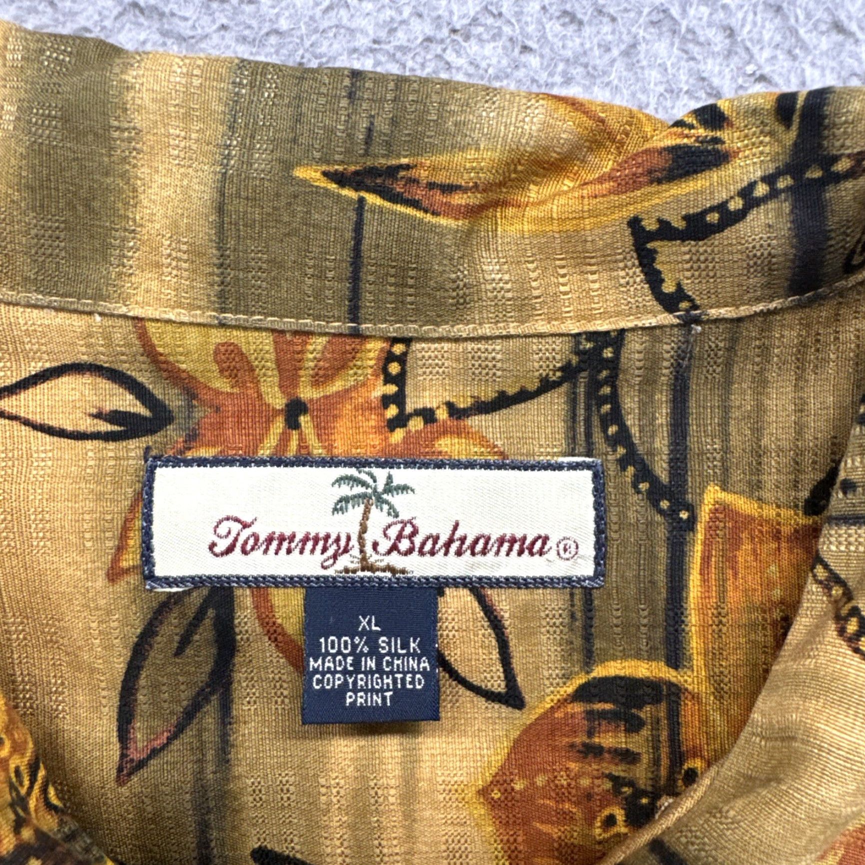 Tommy Bahama Tommy Bahama Shirt Men’s 100% Silk Button Up Short Sleeve XL Plaid Multicolor Casual" Size US XL / EU 56 / 4 - 3 Thumbnail