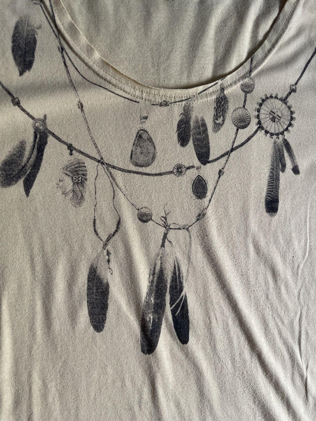 If Six Was Nine 2000s Japanese archive Feather Necklace Ethnic Tee Vkei Y2K Size US S / EU 44-46 / 1 - 7 Thumbnail