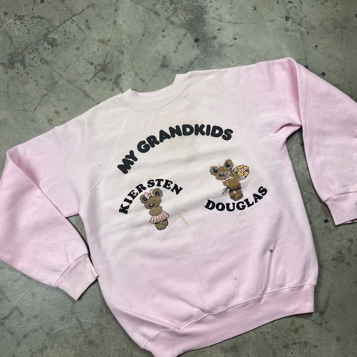 Hanes × Vintage Rare 80s Grandkids Bear Graphic Art Crewneck Size US S / EU 44-46 / 1 - 4 Thumbnail