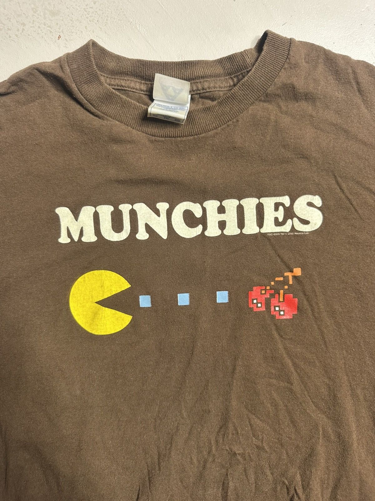 Vintage Y2K 2000s Pac-Man Promotional “Munchies” T Shirt Size US XL / EU 56 / 4 - 5 Thumbnail