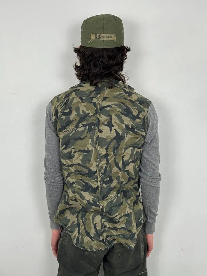 Dolce & Gabbana 2000s Dolce & Gabbana Green & Grey Camo Hybrid Shirt Size US S / EU 44-46 / 1 - 3 Thumbnail