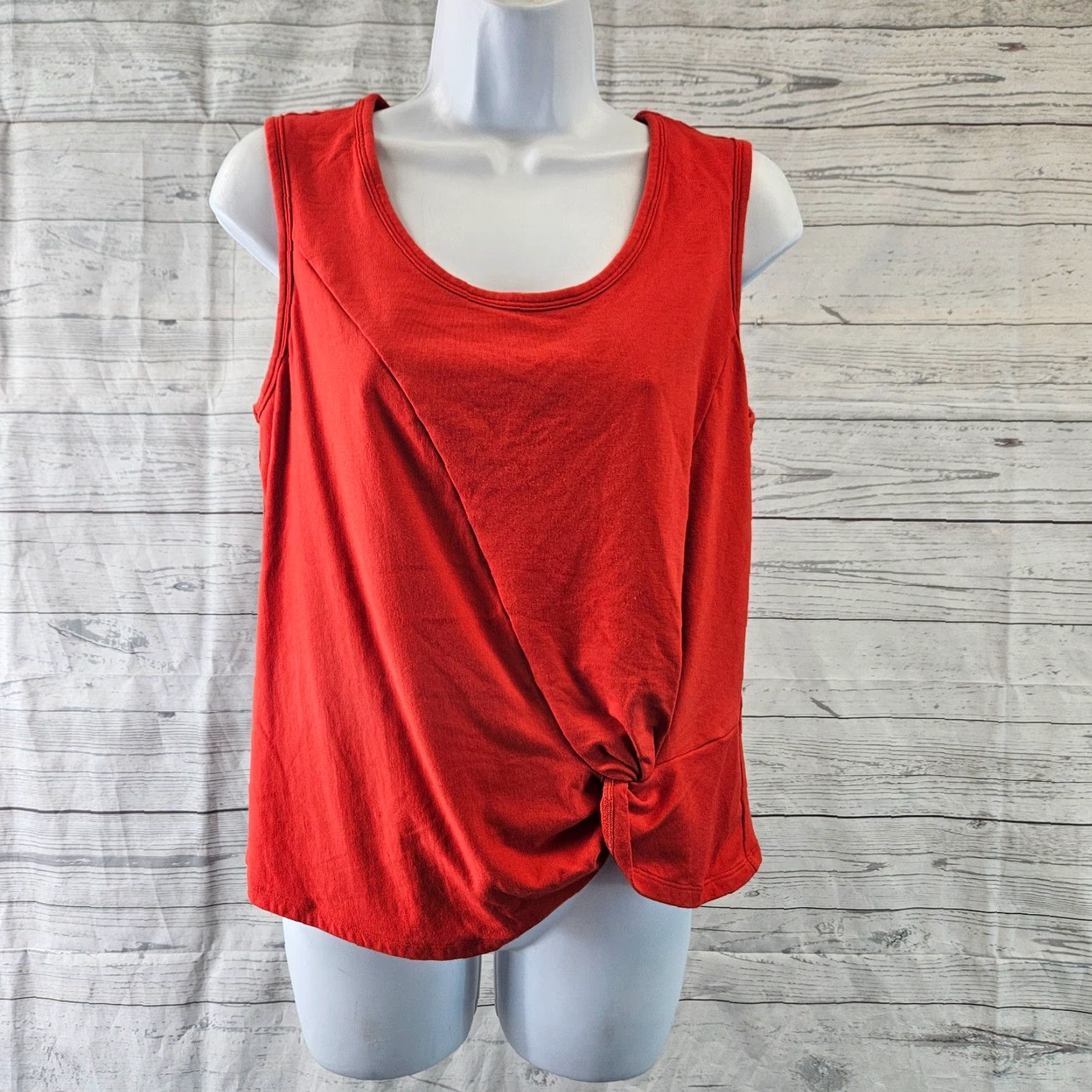 Vintage Cabi Womens Tank Shirt Knotty Small Solid Red Modal Blend Scoop Neck Z Womens Size S / US 4 / IT 40 - 2 Thumbnail