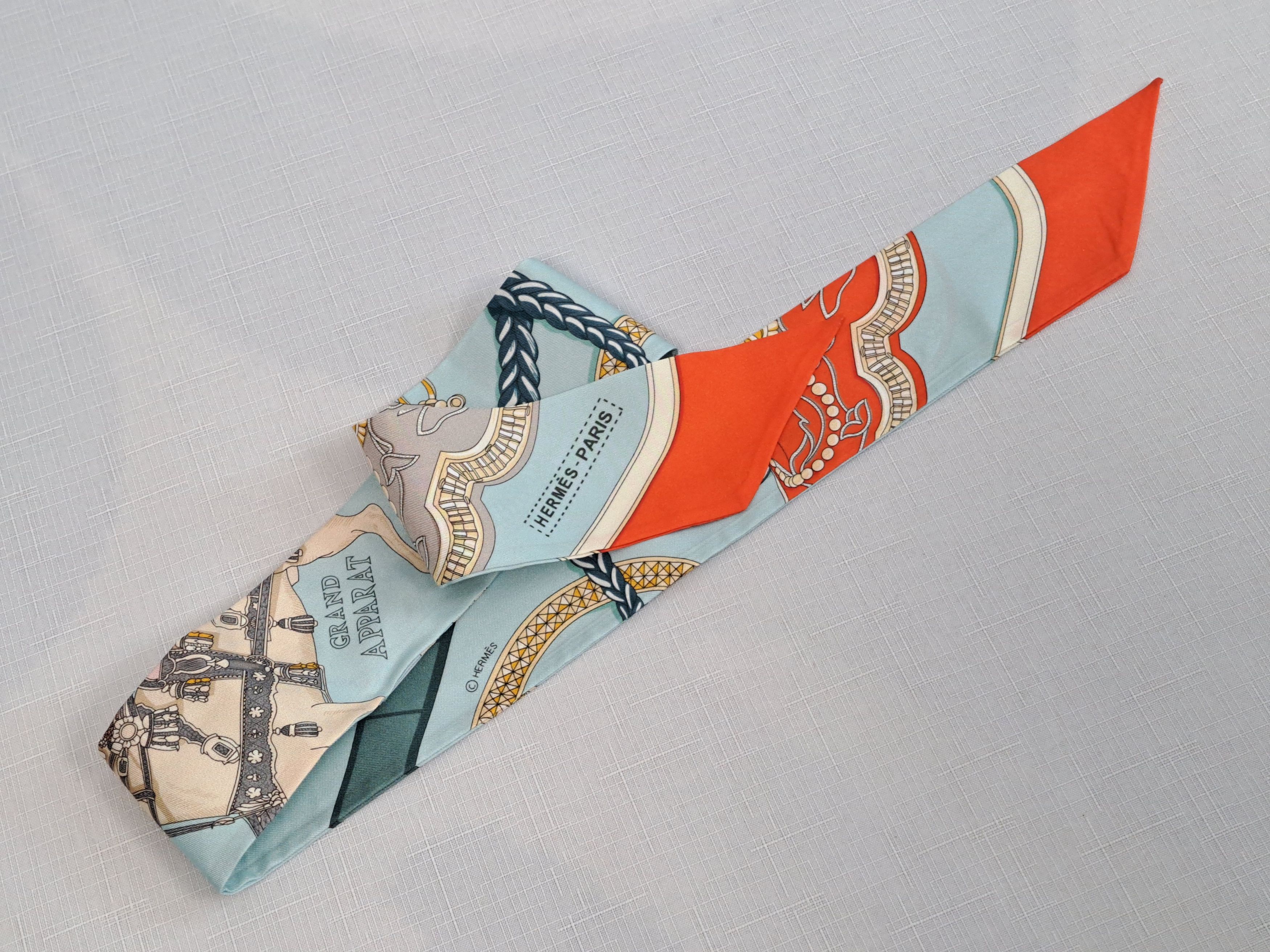 Hermes HERMES Paris silk twilly scarf. Size ONE SIZE - 8 Thumbnail