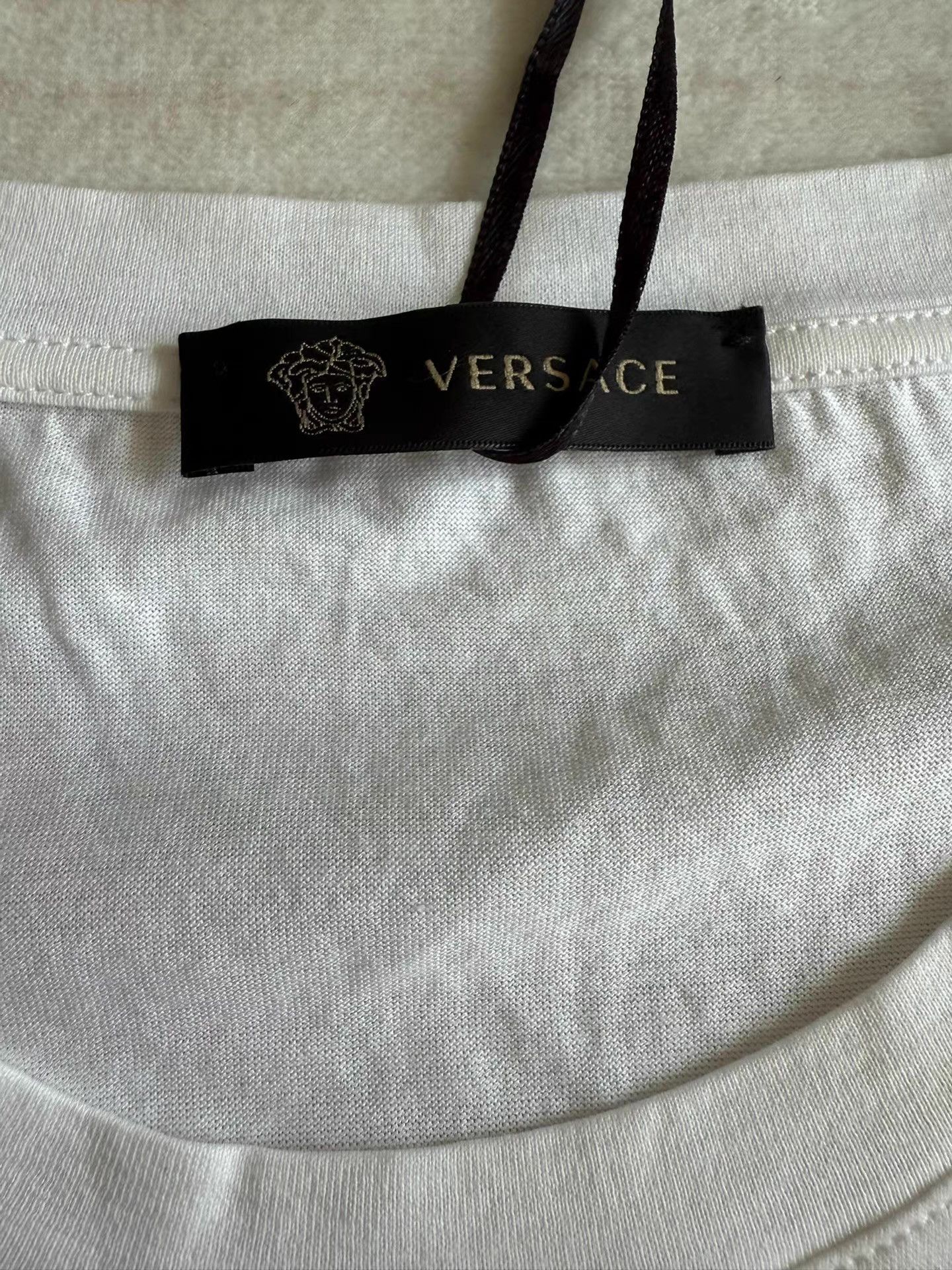 Versace Versace Crystal-Embellished T-shirt Ｑ23 Size US S / EU 44-46 / 1 - 3 Thumbnail