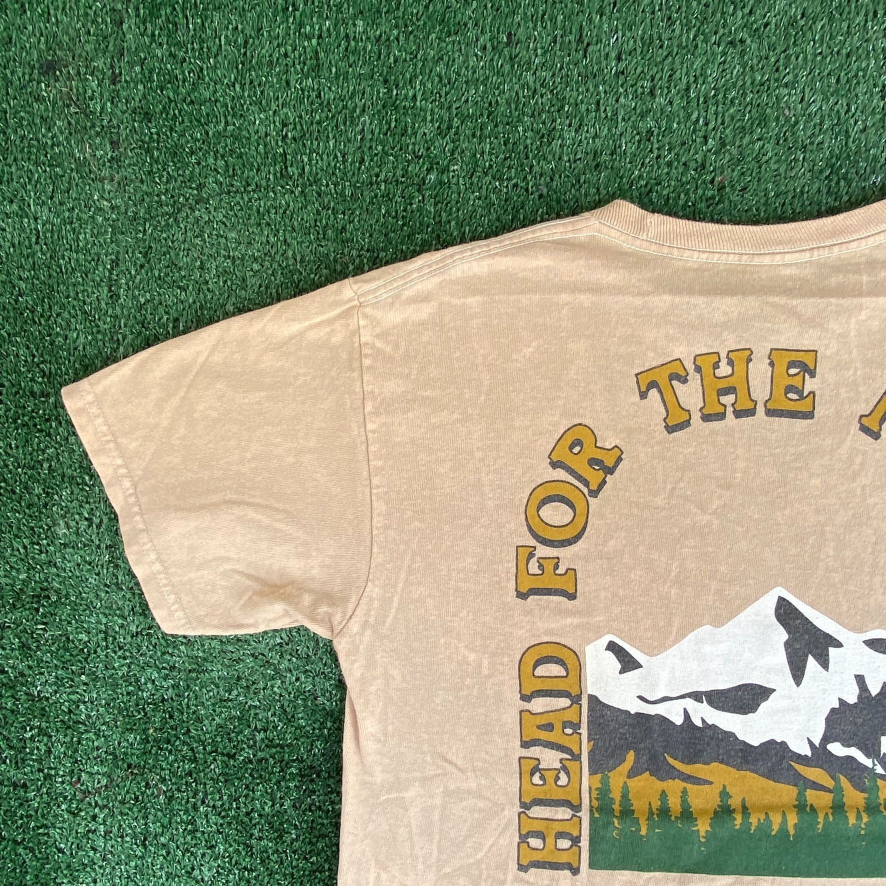 Vintage Vintage Y2K Busch Light Shirt Beer Logo Mountains Frat Tee Size US XS / EU 42 / 0 - 6 Thumbnail