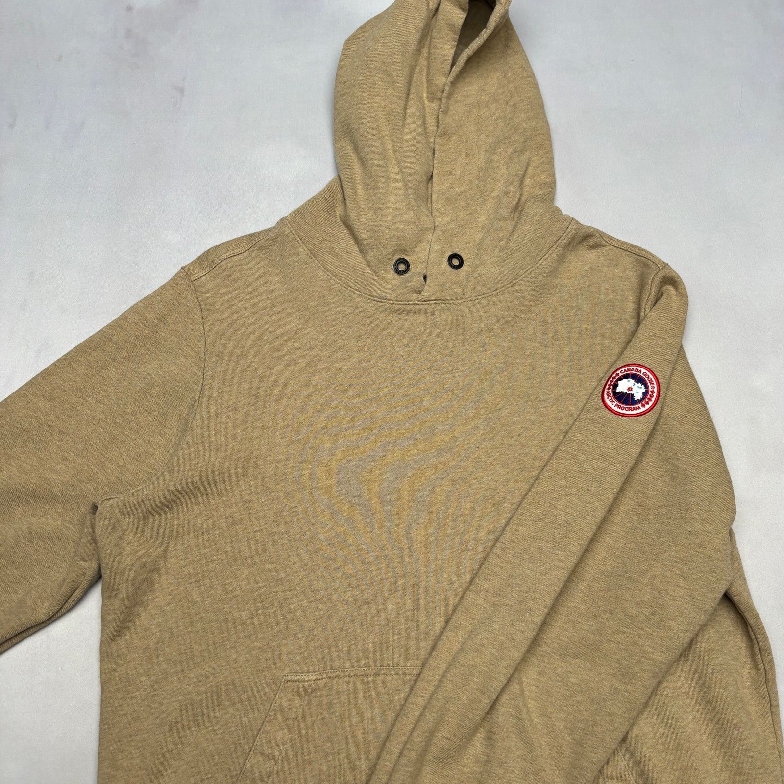 Canada Goose Canada Goose Arctic Logo Patch Hoodie Large Made in Italy Size US L / EU 52-54 / 3 - 2 Thumbnail