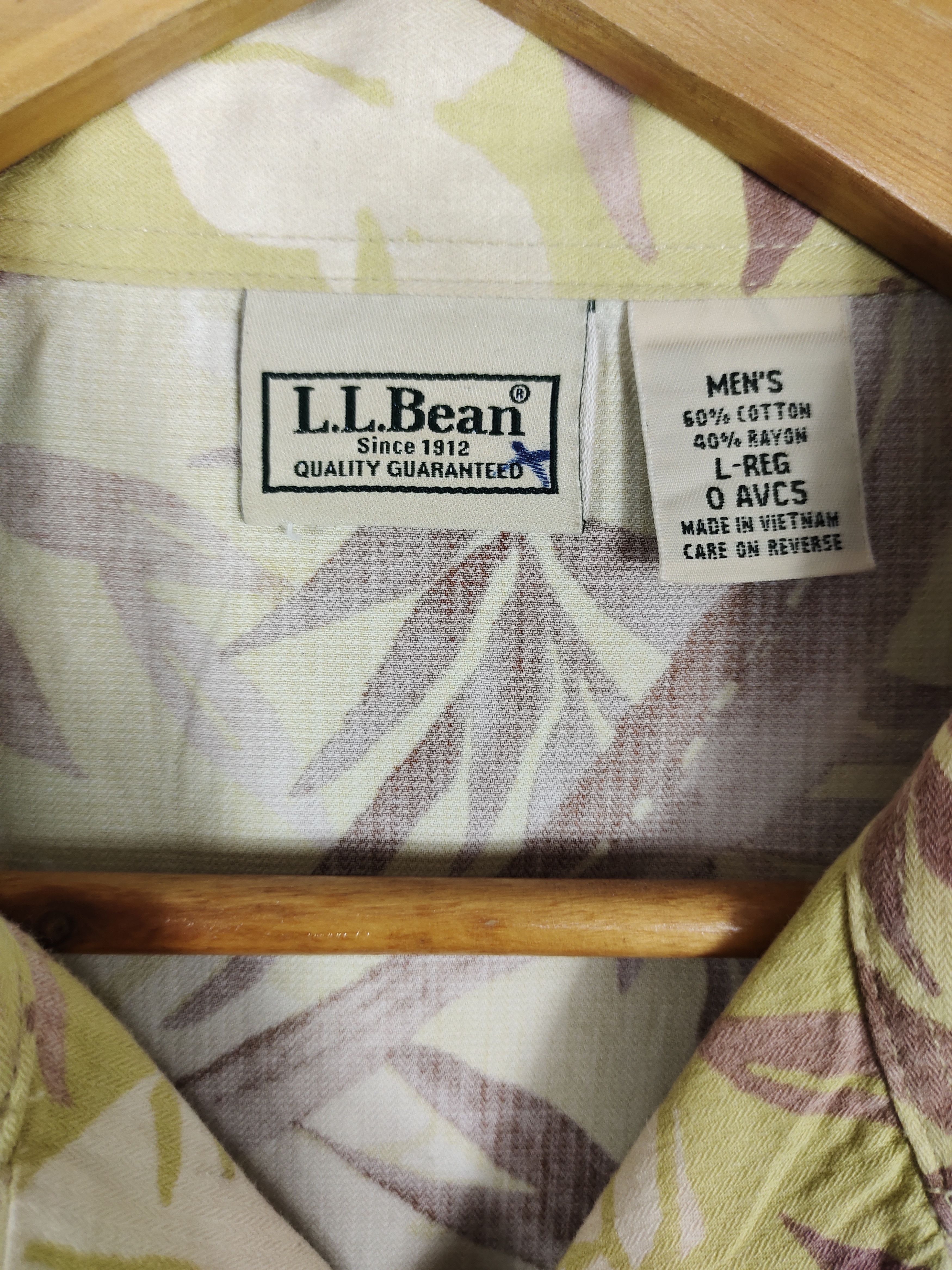 L.L. Bean Vintage L.L. Bean Cotton Rayon Hawaiian Shirt Size US L / EU 52-54 / 3 - 7 Thumbnail