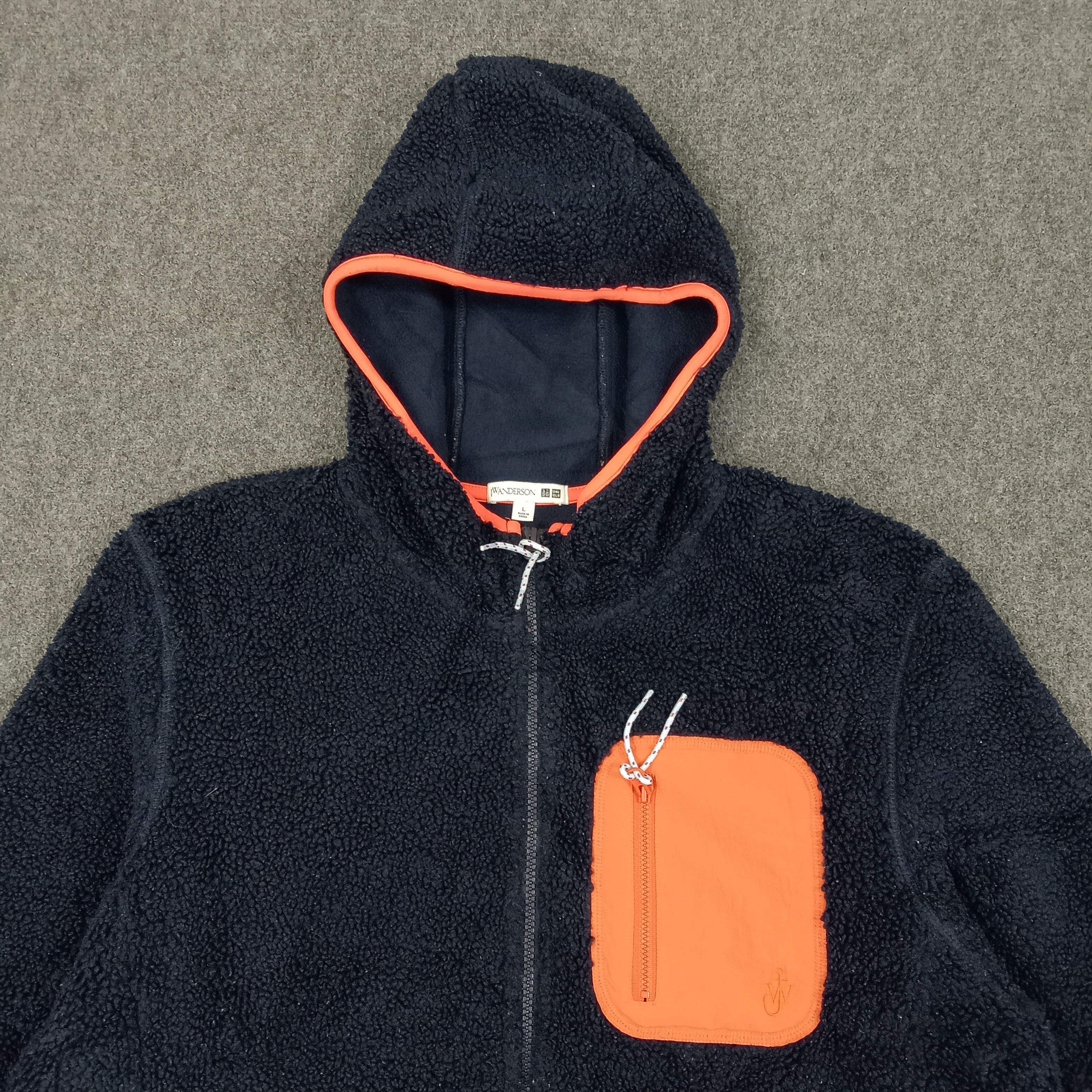 Vintage J.W.Anderson X Uniqlo Japanese Sherpa Hoodies Size US L / EU 52-54 / 3 - 2 Thumbnail