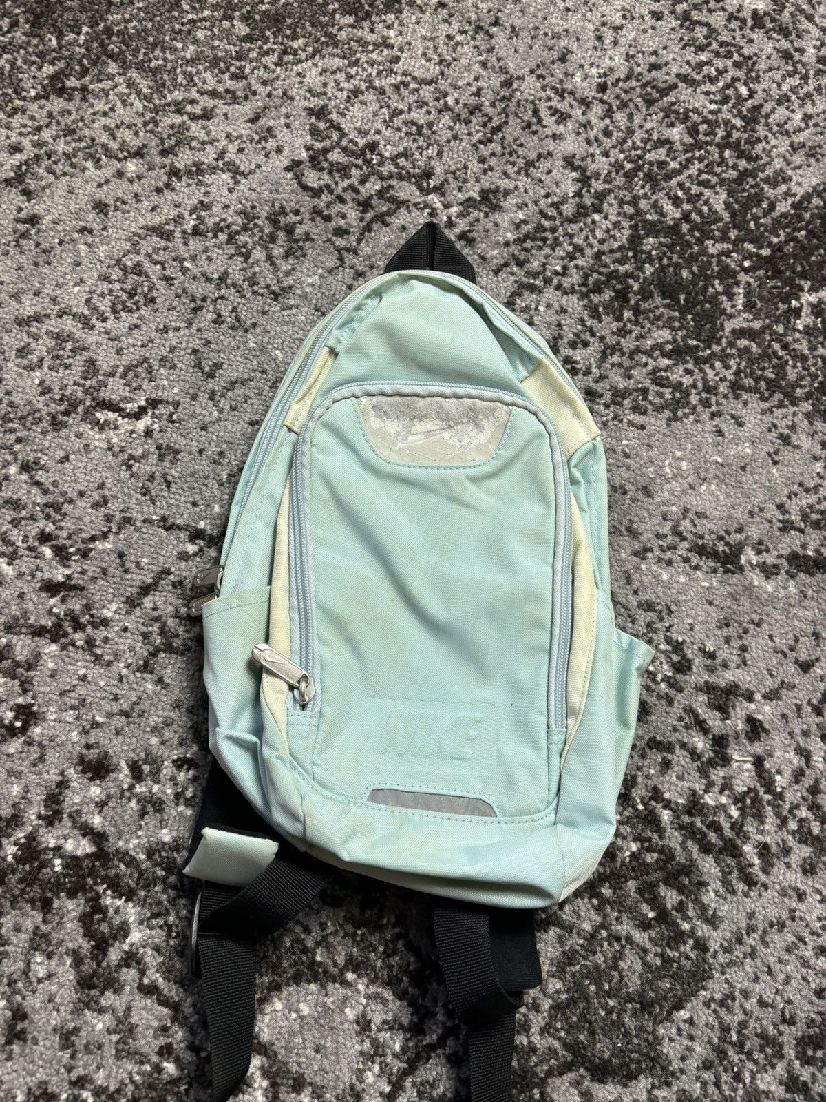 Nike × Vintage Vintage y2k Nike Mini Bagpack Size ONE SIZE - 1 Thumbnail