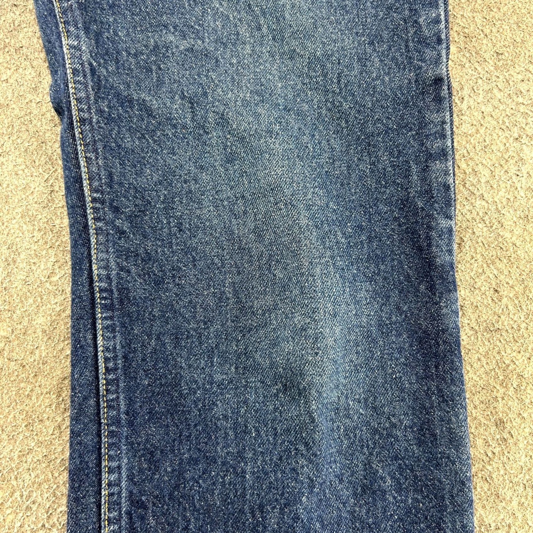 Levi's VINTAGE Levi's 517 Jeans Mens 38x32 Blue Bootcut Dark Wash Regular 90s USA Levi's 500 Series Mens Jeans Size US 38 / EU 54 - 6 Thumbnail