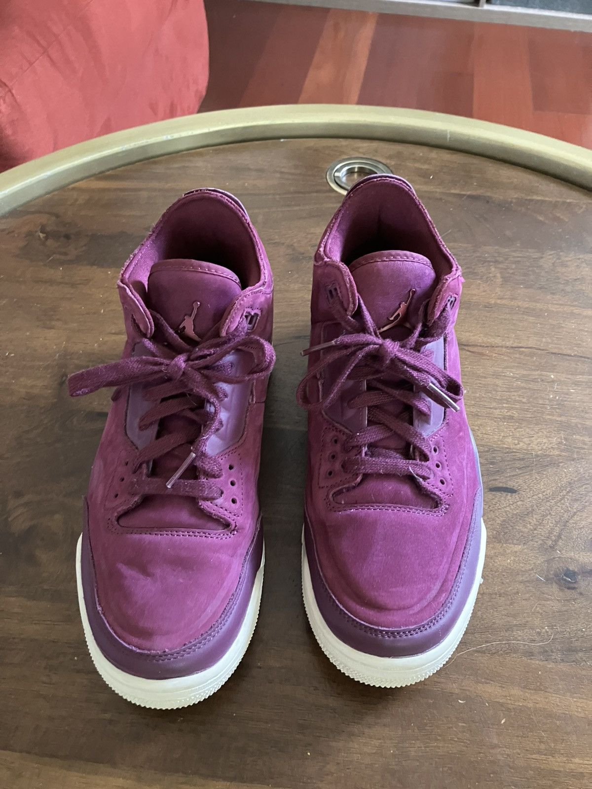Jordan Brand Nike Womens Air Jordan Retro 3 AH7859-600 Bordeaux Women’s 9 Size US 9 / IT 39 - 1 Thumbnail