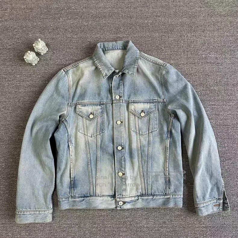 Gucci Gucci Washed light blue embroidered denim jacket Size US S / EU 44-46 / 1 - 1 Thumbnail