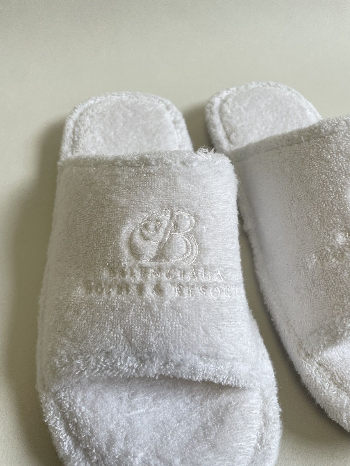 Balenciaga White Terry Cotton ‘Hotel Slippers’ Size US 9 / EU 42 - 4 Thumbnail