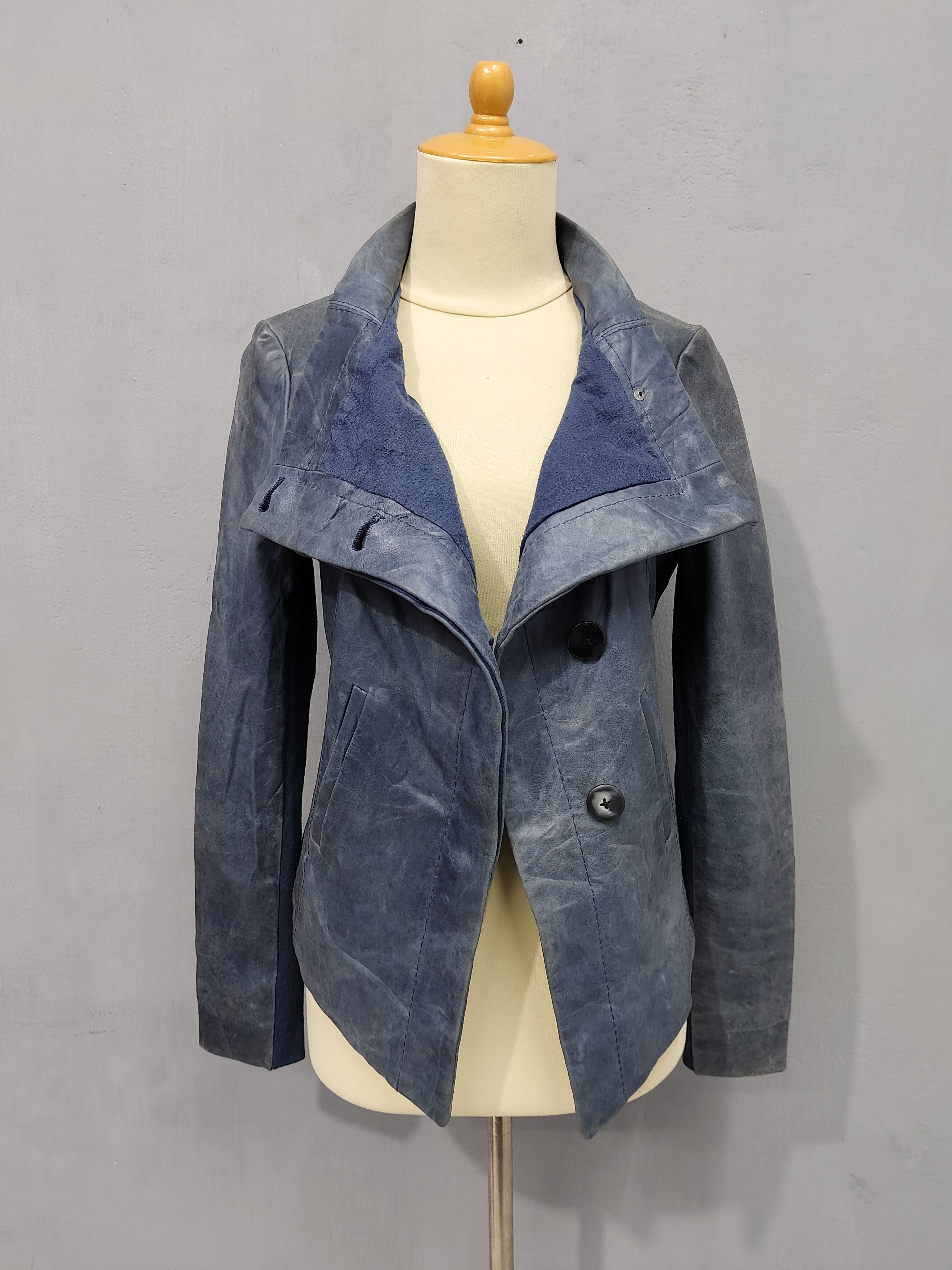 Bcbgmaxazria 2000s BCBGMAXAZRIA-Asymmetric High Collar Apocalypse Leather Size M / US 6-8 / IT 42-44 - 9 Thumbnail
