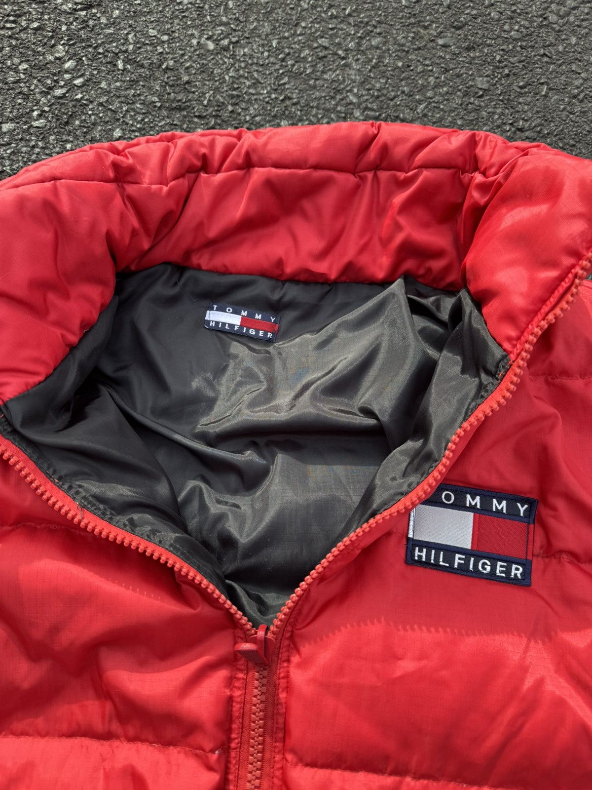 Tommy Hilfiger × Vintage Tommy Hilfiger 90’s Hip Hop Rap Puffer Bubble Jacket Coat Size US XL / EU 56 / 4 - 4 Thumbnail