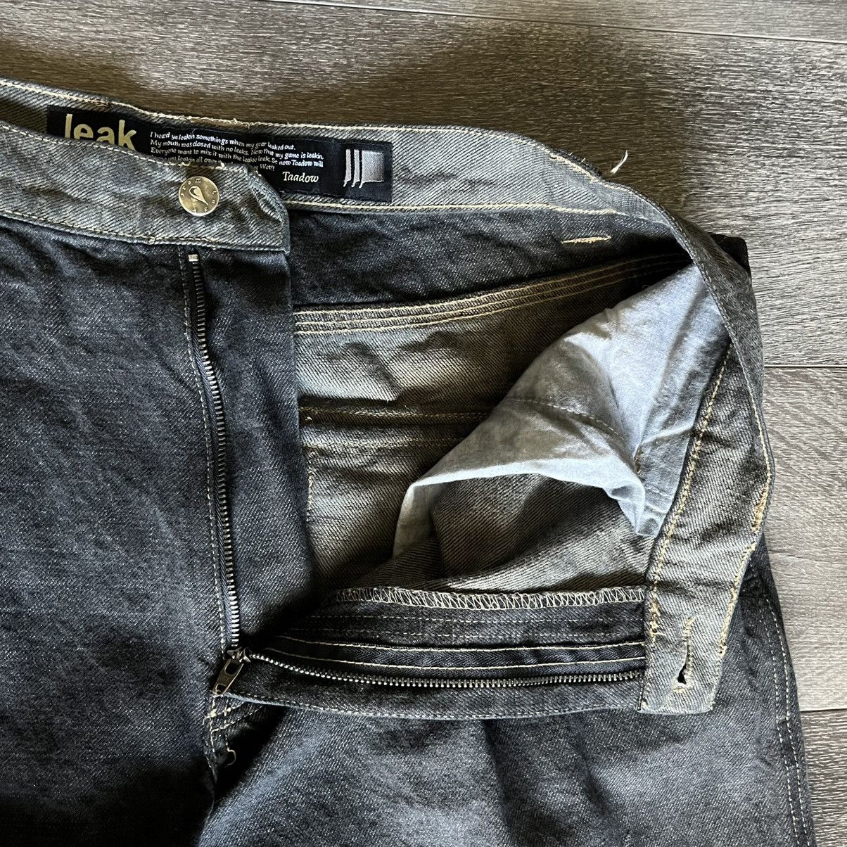 Vintage Vintage 2000s Y2K Leak Wear Baggy Skater Denim Jeans 34x32 Size US 34 / EU 50 - 9 Thumbnail