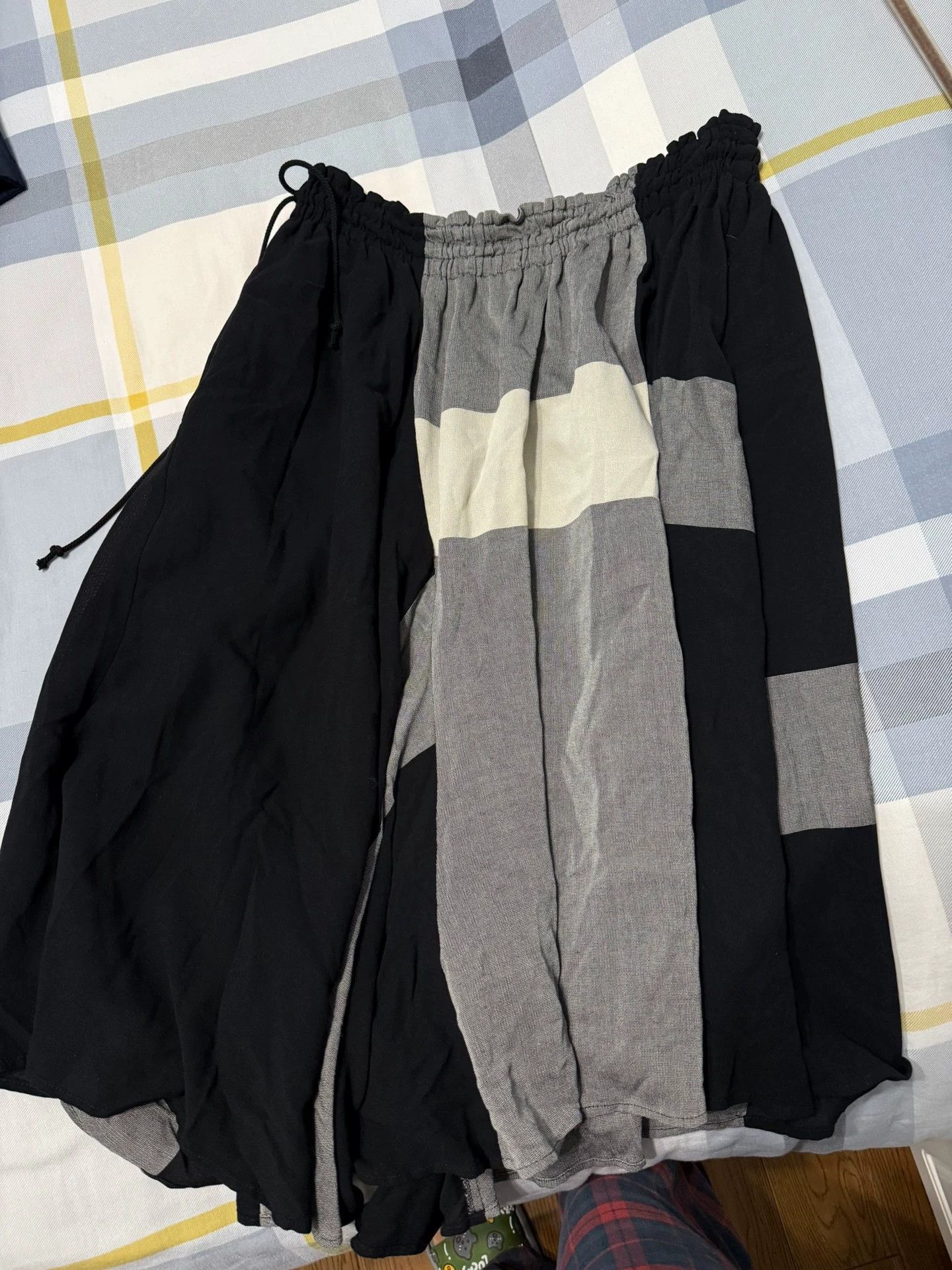 Yohji Yamamoto Y's Yohji Yamamoto new beautiful skirt Size 26" / US 2 / IT 38 - 3 Thumbnail