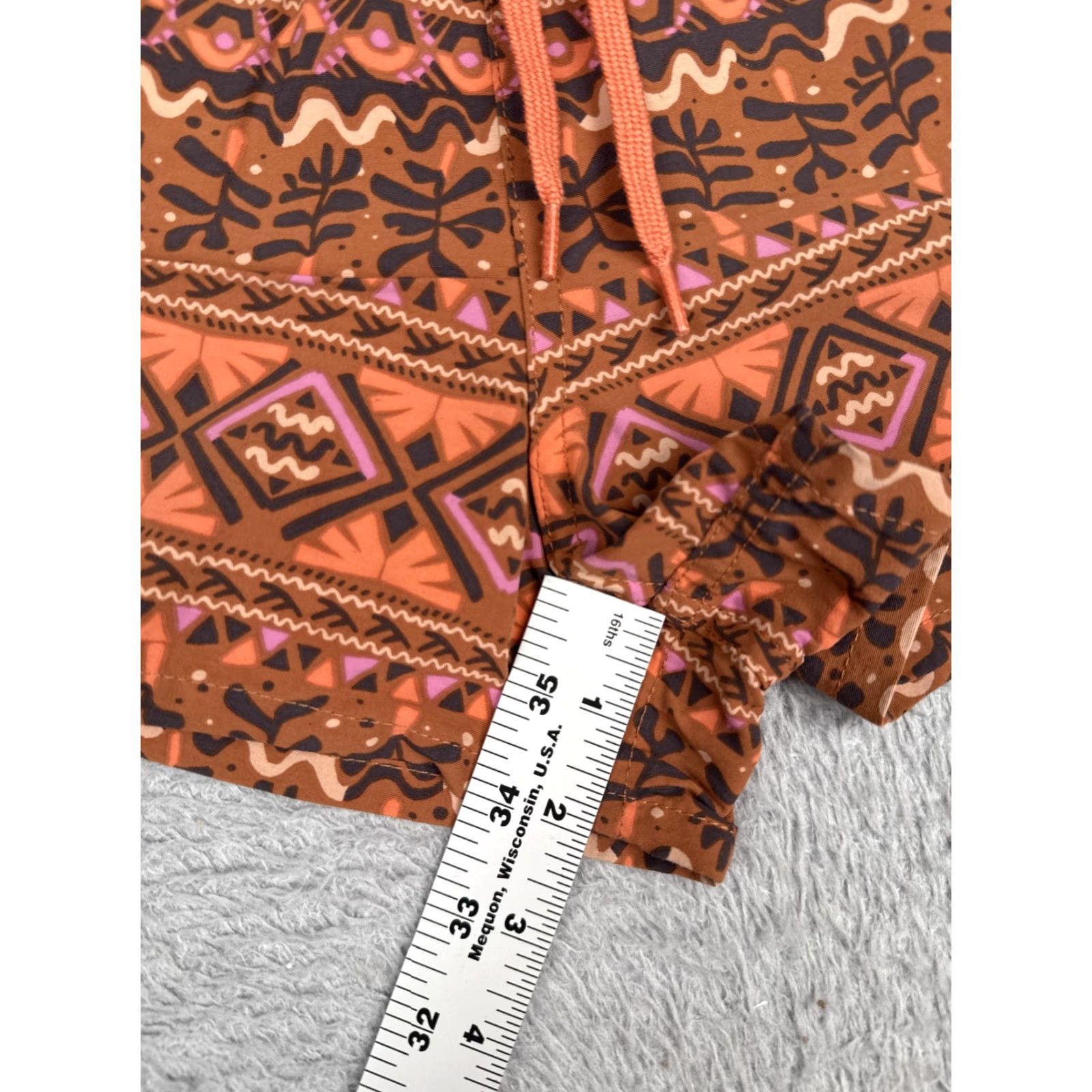Patagonia Patagonia Womens Short Shorts Casual Beach Geometric Tribal Orange Nylon Drawstring Pockets Size 32" / US 10 / IT 46 - 6 Thumbnail