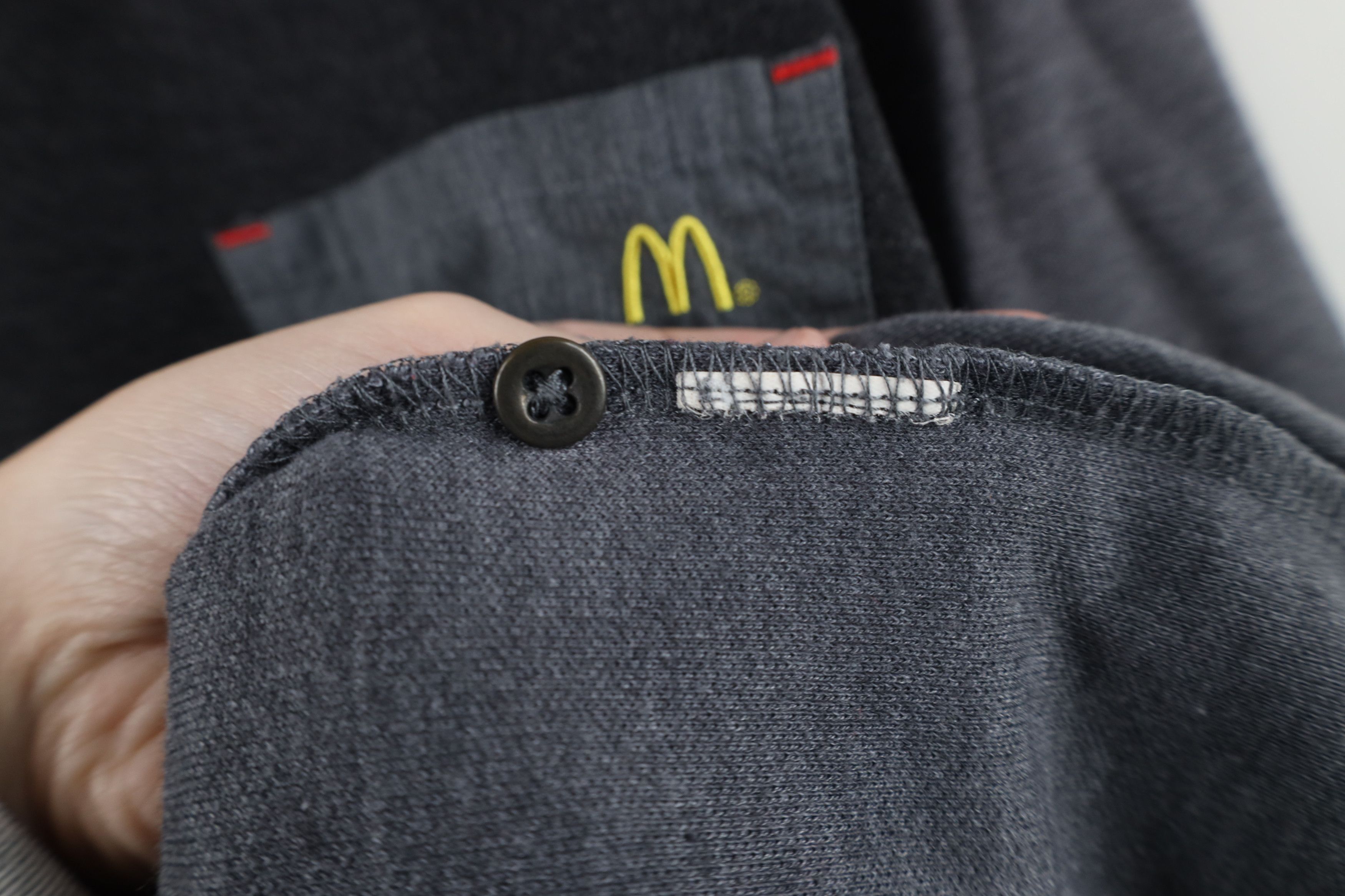 Vintage Vintage Y2K McDonald's Fast Food Block Employee T-Shirt Gray Size US M / EU 48-50 / 2 - 12 Thumbnail