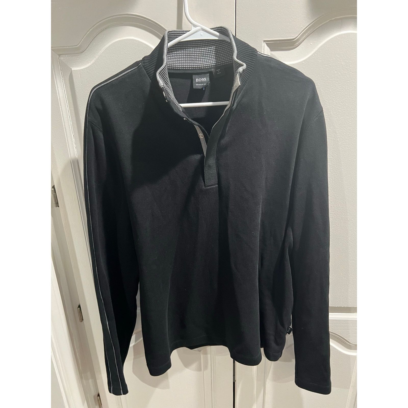 Hugo Boss Hugo Boss Black 1/4 Zip Pullover Sweatshirt Men’s L Regular Size US L / EU 52-54 / 3 - 1 Thumbnail