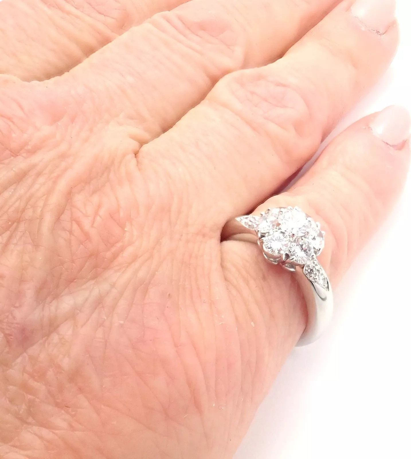 Van Cleef & Arpels Van Cleef & Arpels Platinum Diamond Fleurette Flower Ring Size ONE SIZE - 11 Thumbnail