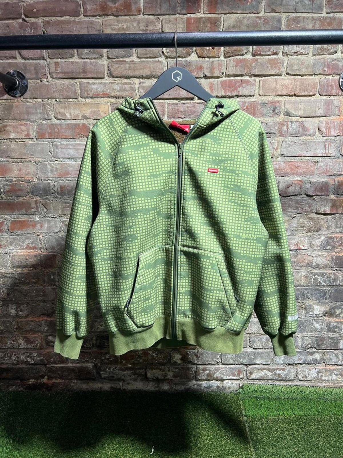 Supreme Supreme Windstopper Zip-Up Jacket Sz. S Size ONE SIZE - 1 Thumbnail