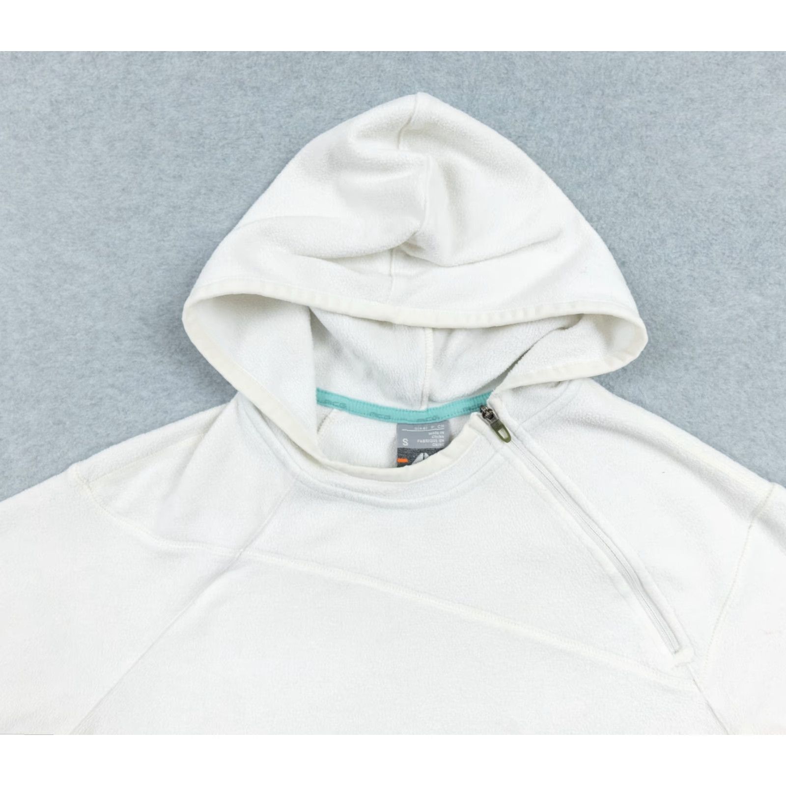 Nike ACG Nike ACG Sweater Womens Small White Hoodie Fleece Pullover Ladies Outdoor Casual Size S / US 4 / IT 40 - 2 Thumbnail