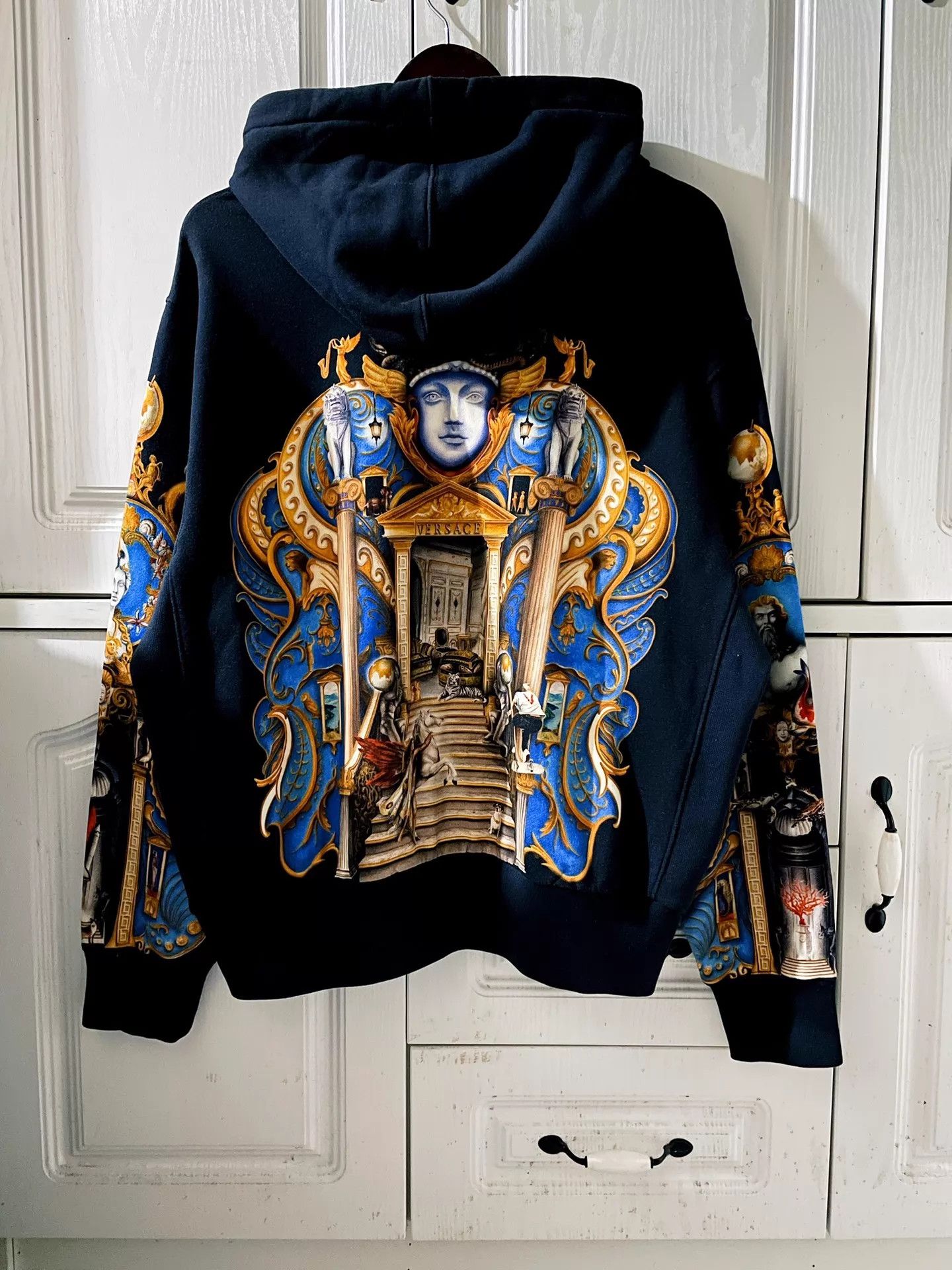 Versace Versace Medusa Ocean Maze Print Hoodie 95 New Size L Size US L / EU 52-54 / 3 - 2 Thumbnail