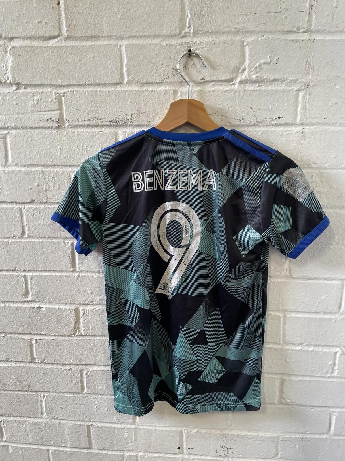Adidas Real Madrid Benzema #9 Soccer Jersey Size US M / EU 48-50 / 2 - 2 Thumbnail