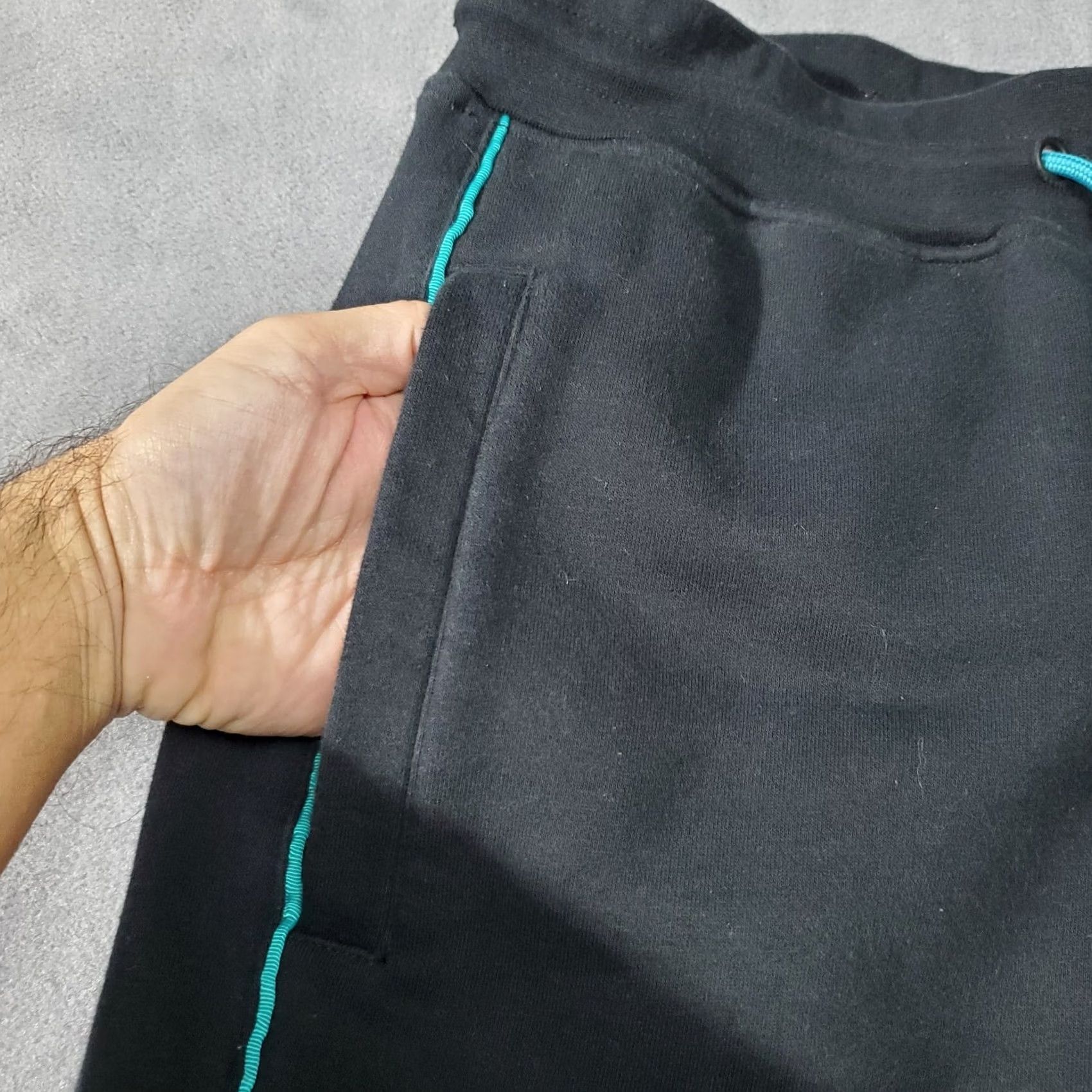 Vintage Staple Pigeon Joggers Sweatpants Mens Medium Black Embroidered Casual Activewear Pants Size US 31 - 4 Thumbnail