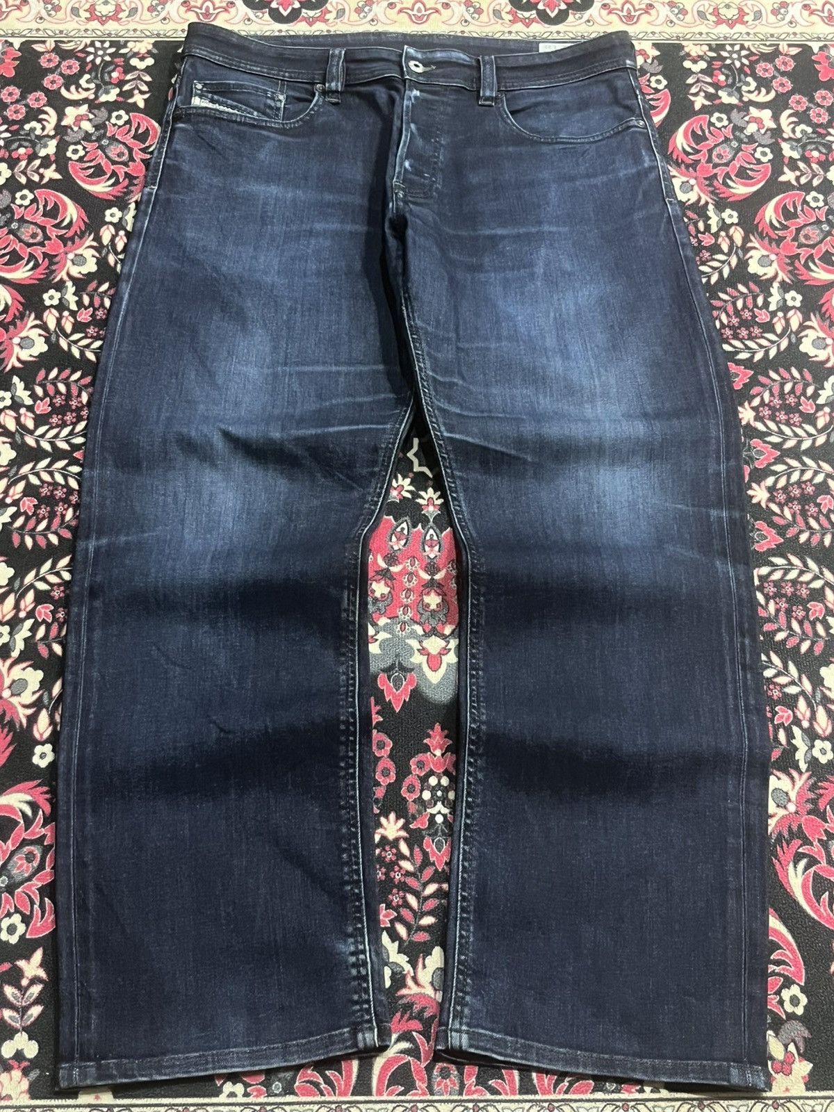 Diesel Vintage Diesel Larkee Indigo Washed Relaxed Jeans Size US 32 / EU 48 - 1 Thumbnail