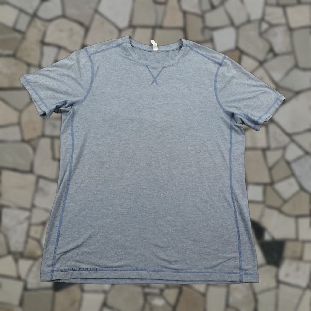 Lululemon Lululemon Shirt Mens Large Blue Performance Athletic Workout THE Crew Yoga Tee Size US L / EU 52-54 / 3 - 1 Thumbnail