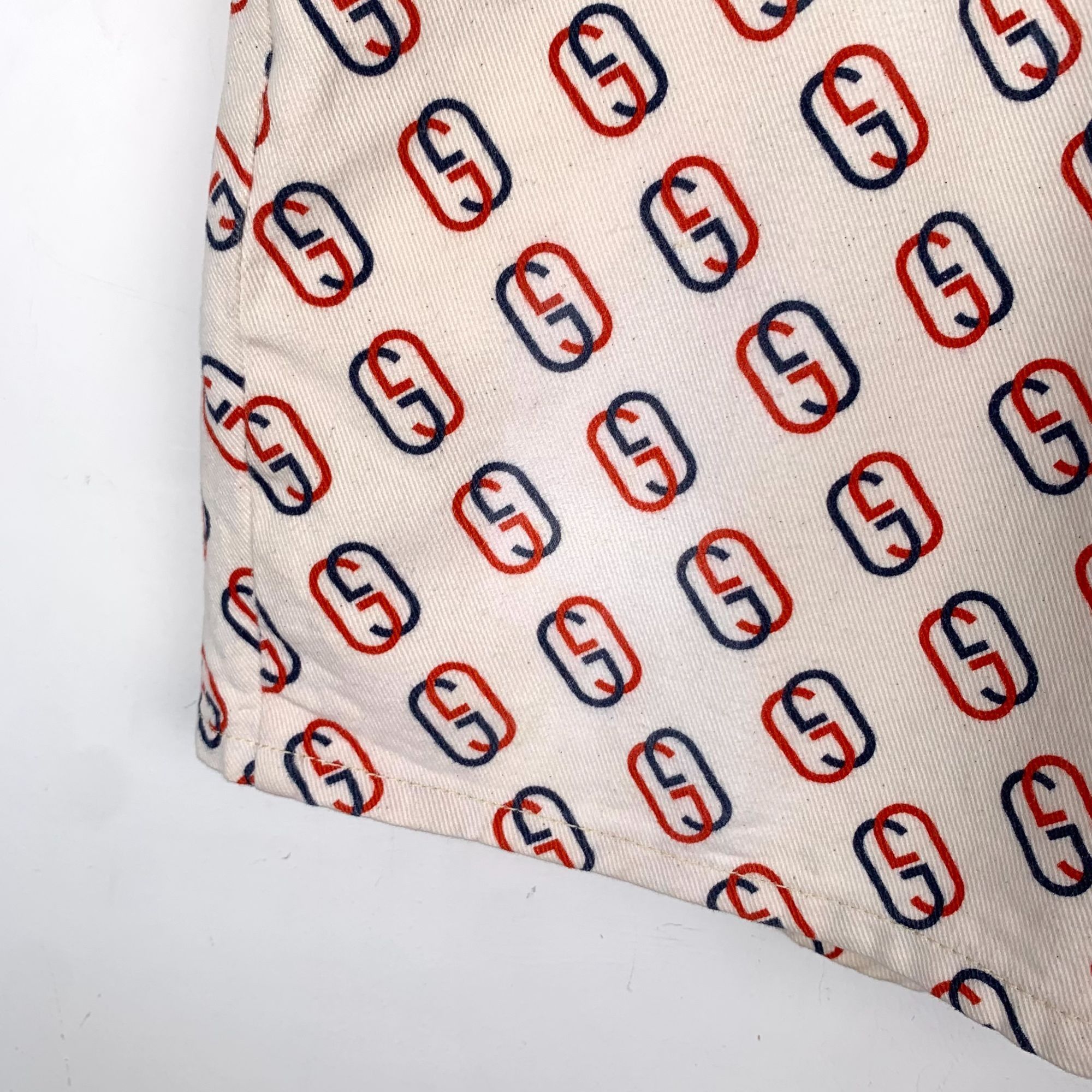 Gucci H9322 Gucci Womens Ivory Logo Print Denim Shorts Cotton Blen Size 32" / US 10 / IT 46 - 4 Thumbnail