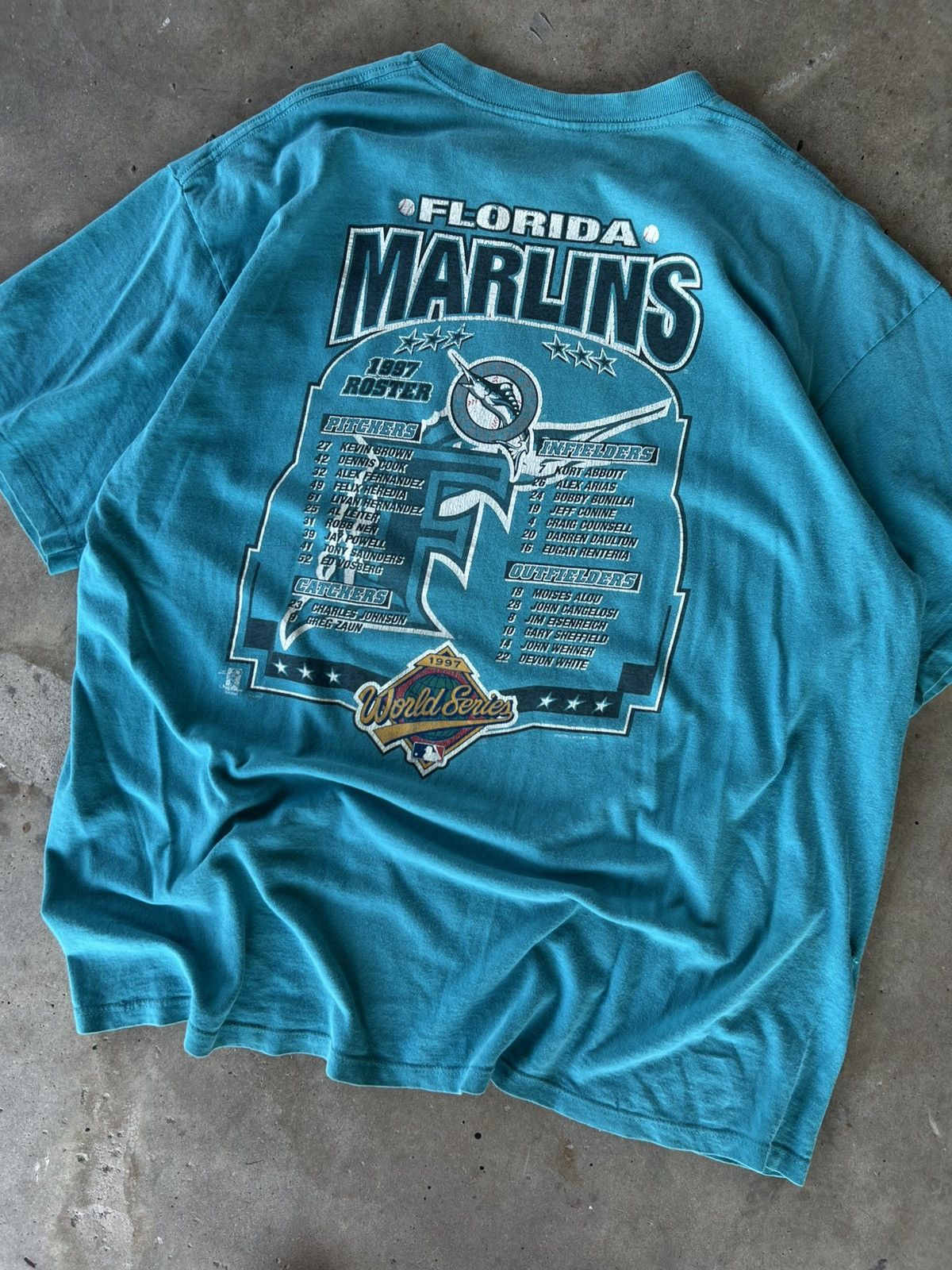 Starter Vintage 90’s Starter Distressed Florida Marlins MLB T Shirt Size US XL / EU 56 / 4 - 3 Thumbnail