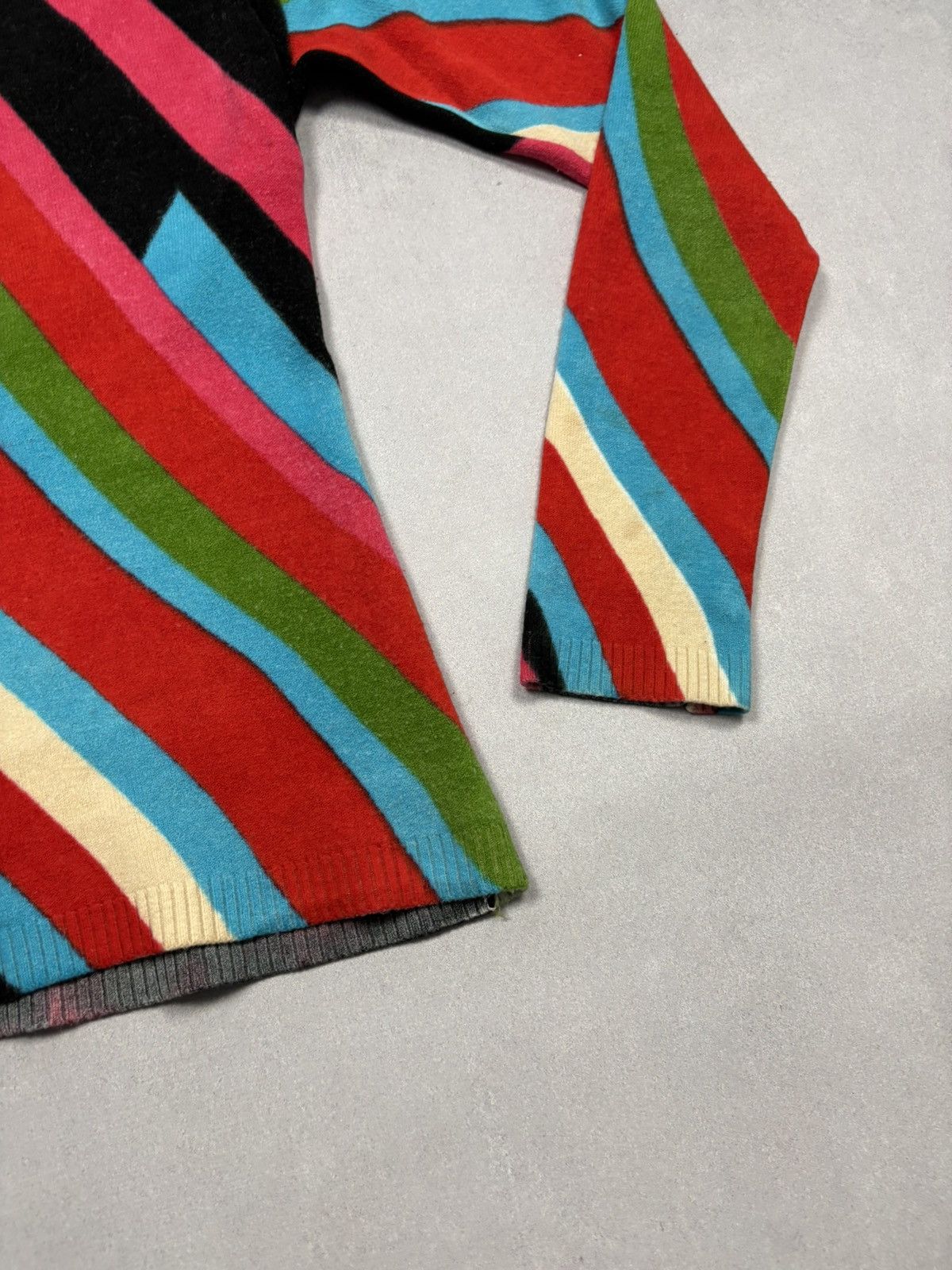 Custo Barcelona Vintage Custo Barcelona Wool Turtleneck Sweater Graphic Y2K Size M / US 6-8 / IT 42-44 - 18 Thumbnail