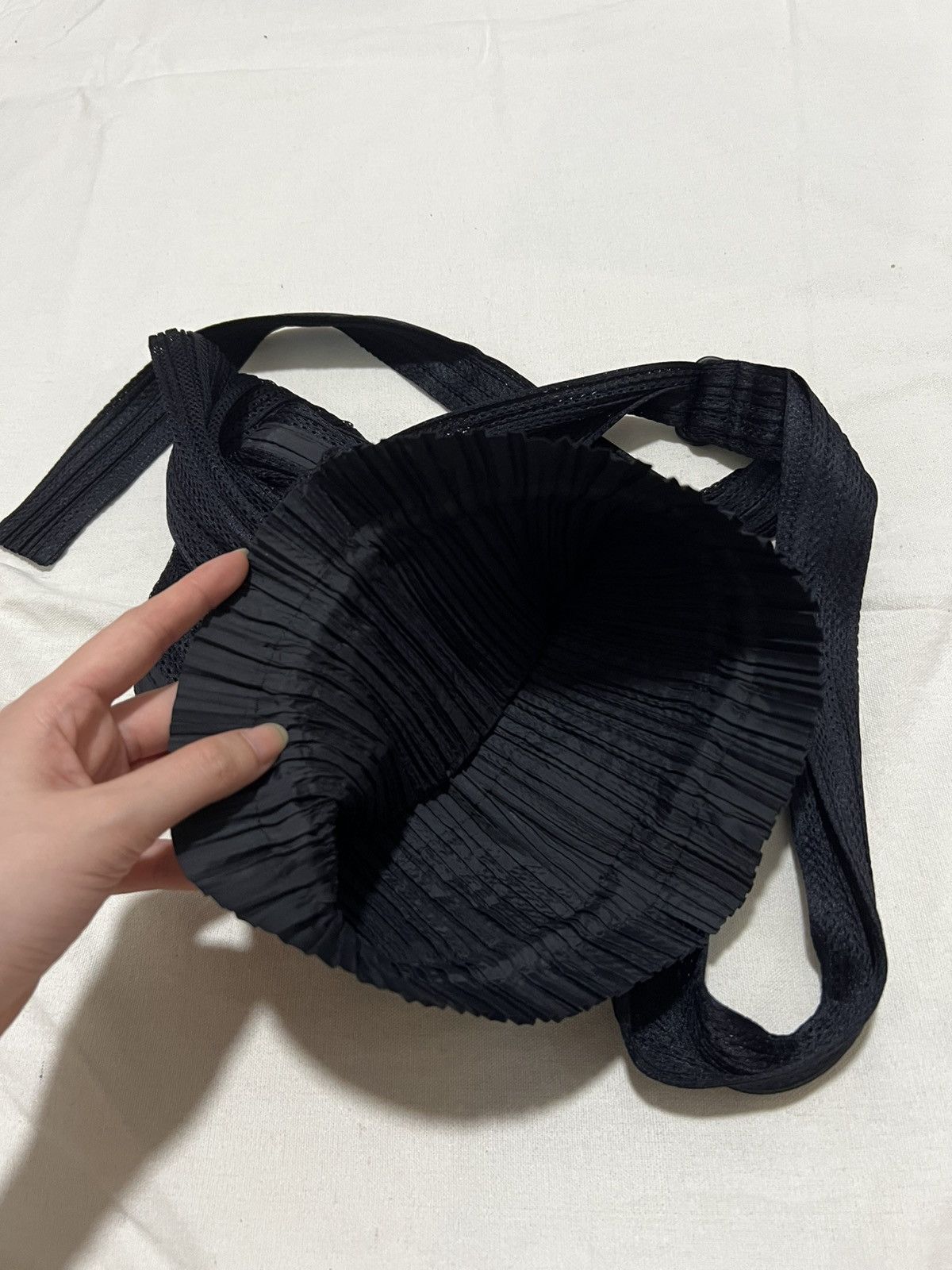 Pleats Please Issey Miyake Drawstring Shoulder Bag Size ONE SIZE - 5 Thumbnail