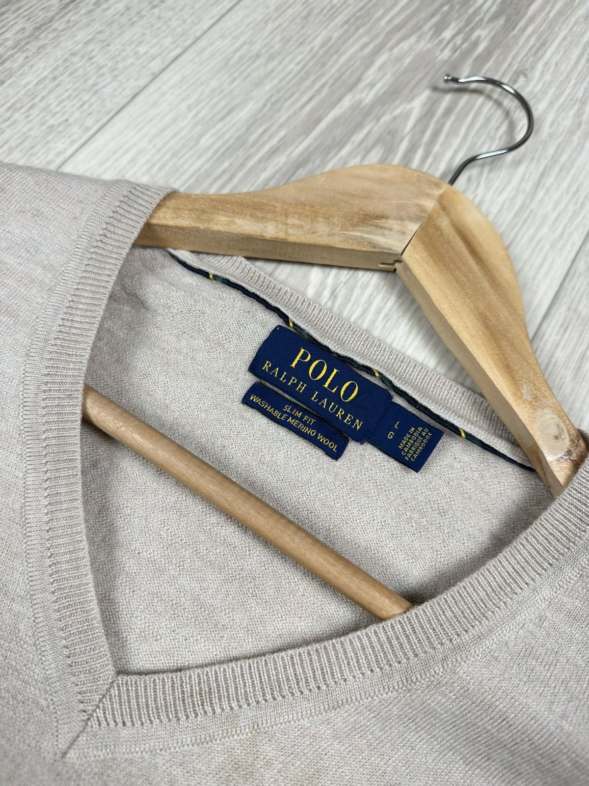 Polo Ralph Lauren Polo Ralph Lauren V-Neck Sweater Jumper Merino Wool Size L Size US L / EU 52-54 / 3 - 6 Thumbnail