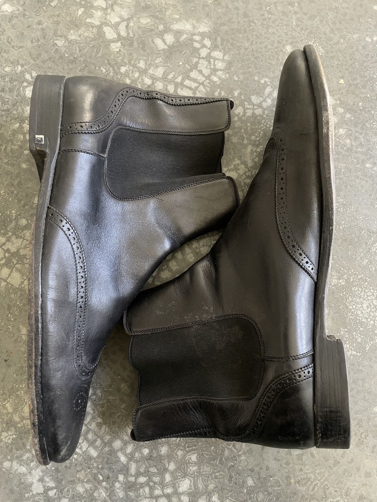 Designer Vintage Louis Vuitton Wing Tip Black Leather Chelsea Boots Size US 11 / EU 44 - 7 Thumbnail
