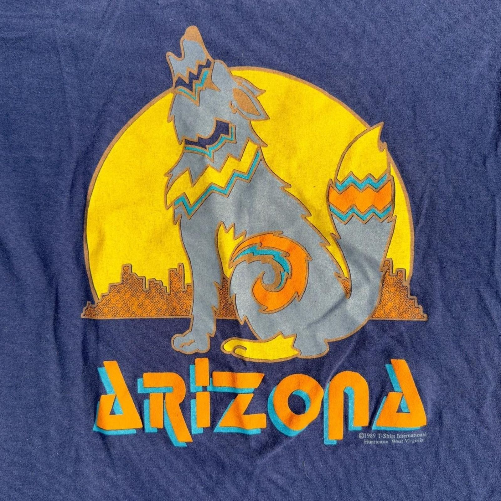 Vintage Vintage 80s Arizona Wolf Tee Shirt Size US L / EU 52-54 / 3 - 2 Thumbnail