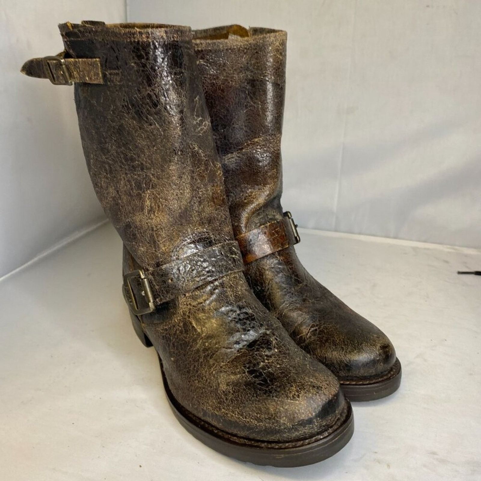 Frye Frye Veronica Engineer Brown Distressed Leather boots 7 Size US 7 / IT 37 - 2 Thumbnail
